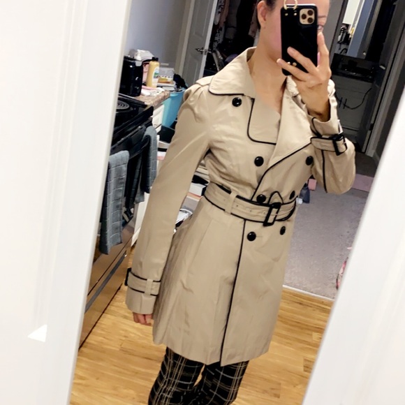 NWOT EXPRESS TAN/BLACK LEATHER TRIM TRENCH COAT! - Picture 2 of 6